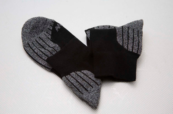 NOGAVICE ZA POHODNIŠTVO POLKRATKE