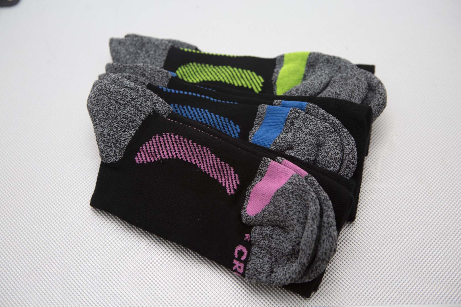 NOGAVICE ZA POHODNIŠTVO