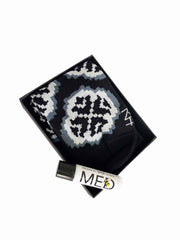 Slovetno nogavička in medeni balzam za ustnice