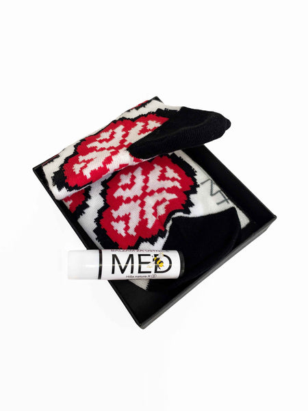 Slovetno nogavička in medeni balzam za ustnice